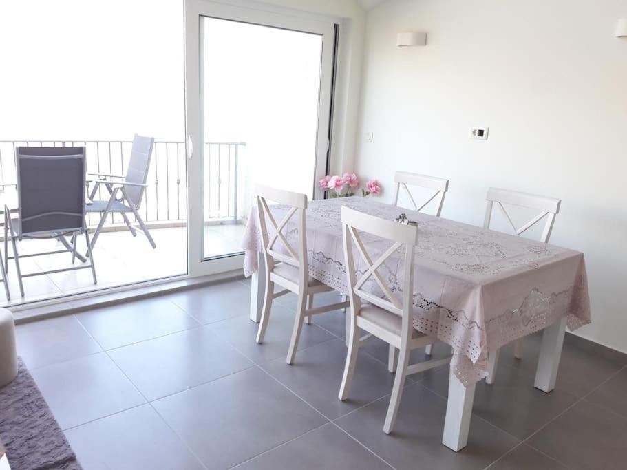 2Br Apartment With Pool Kotor Exterior photo